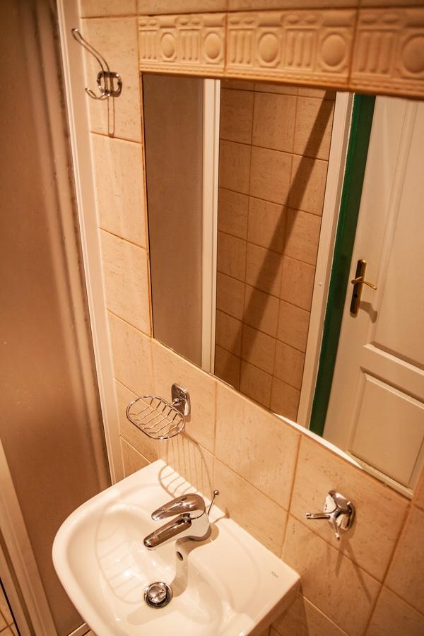 Hotel Sunflower Prague Luaran gambar