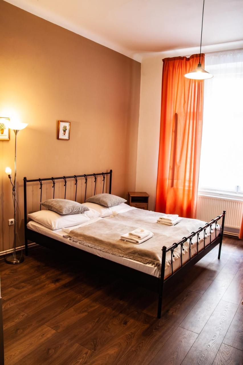 Hotel Sunflower Prague Luaran gambar